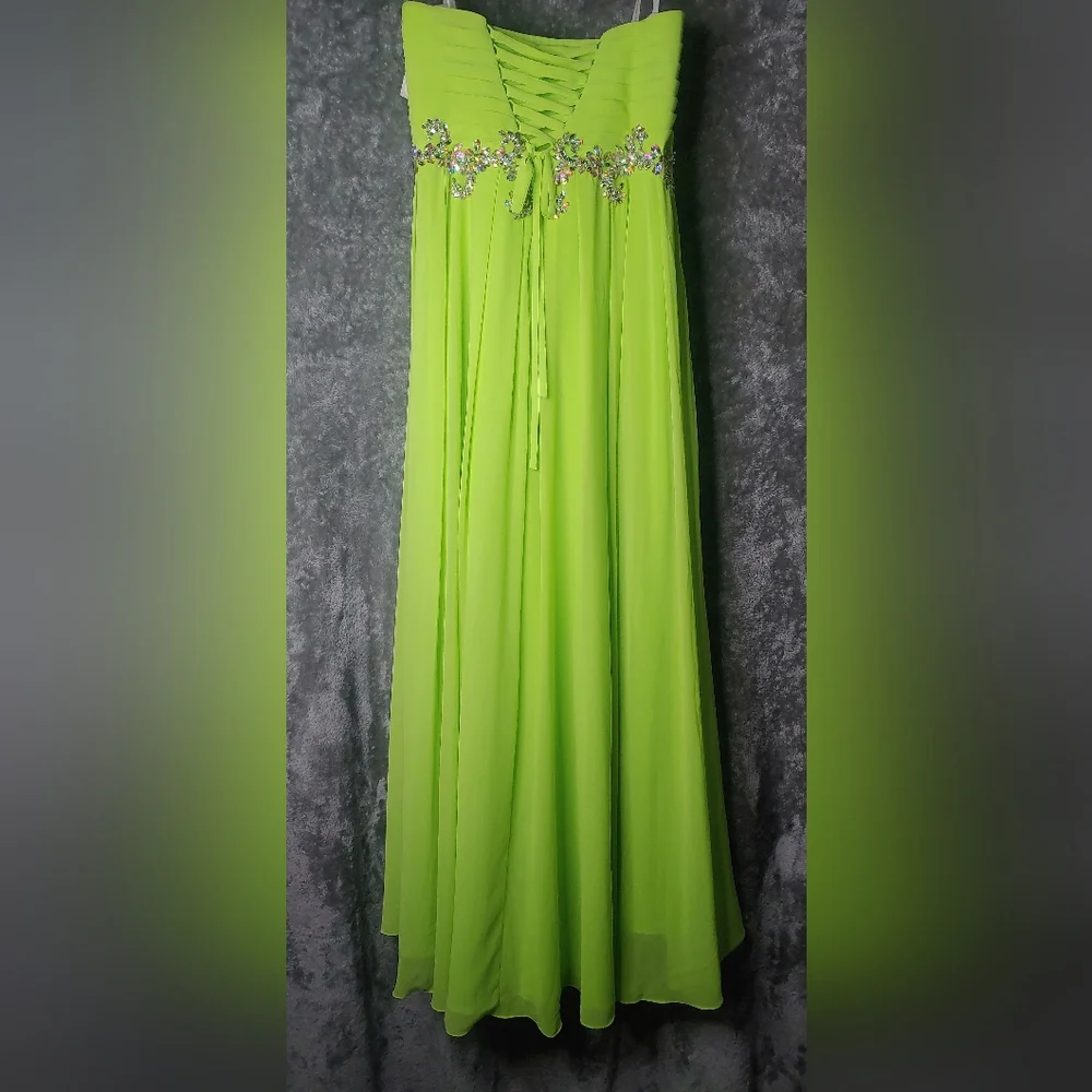 Envious Couture Prom Dress - Picture 5 of 12